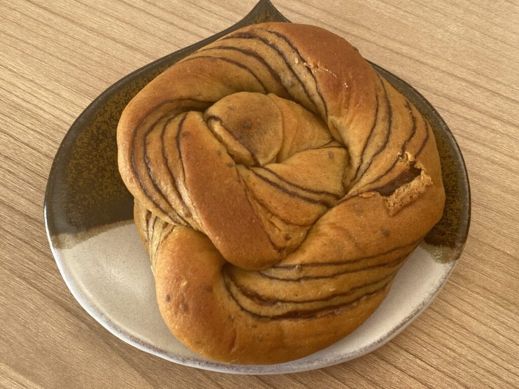 お気に入りのベースブレッドチョコ味