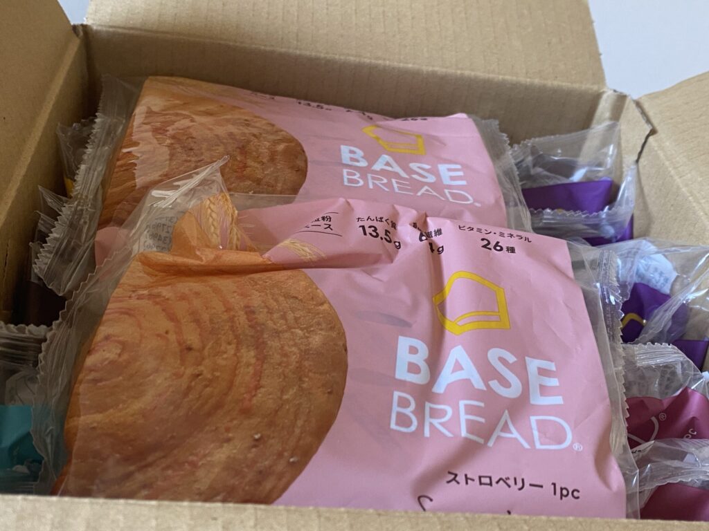ベースブレッドの定期便がとどいた