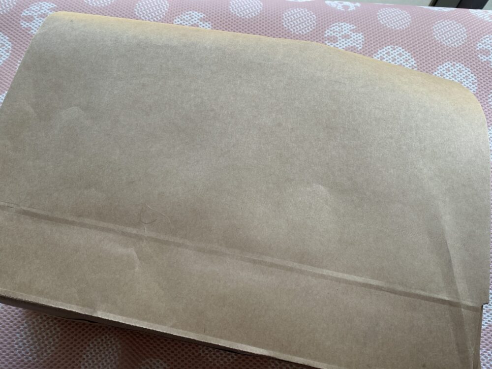 26年3月・4月号のマイリトルボックスが入った紙袋