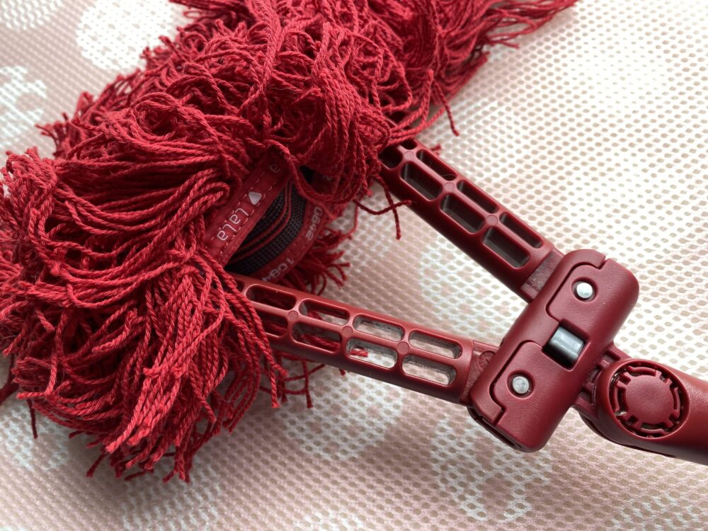 ダスキンモップフロアモップ交換途中の画像