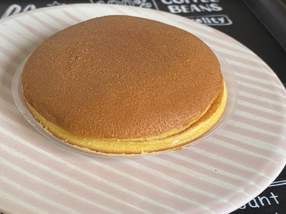 コーヒーとおやつの定期便カフェメゾンに入っていたびわどらやき