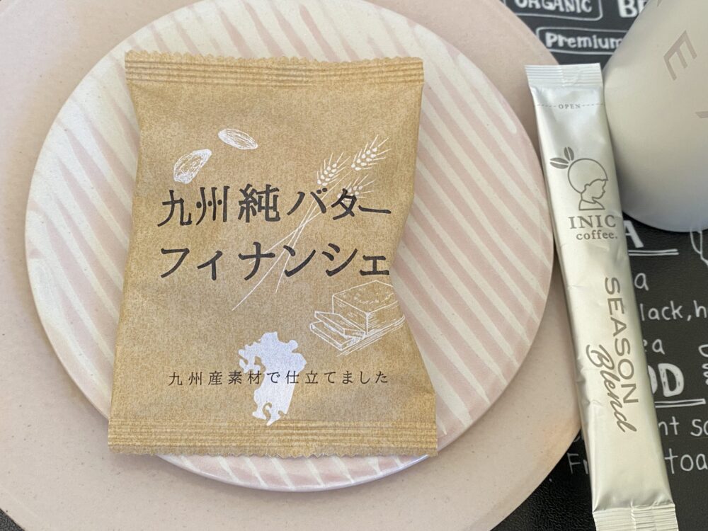 コーヒーに合うバターフィナンシェがカフェメゾンにはいっていた