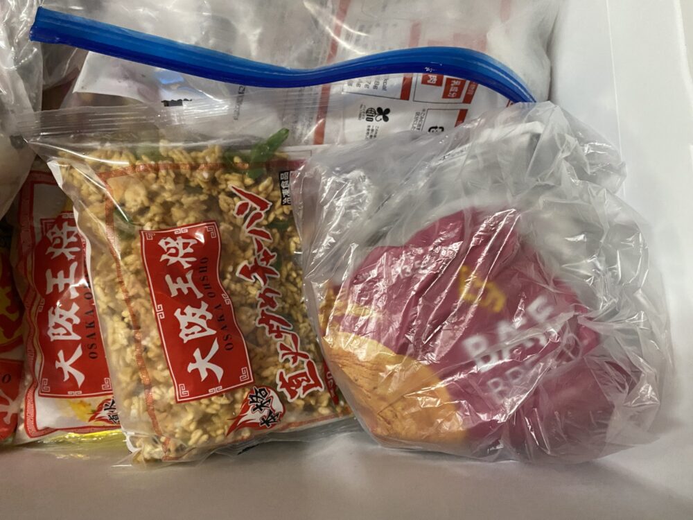 冷凍庫に入れているベースブレッド