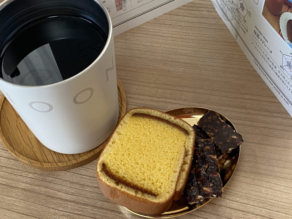 イニックコーヒーのキリマンジャロとの相性がいいカステラまき