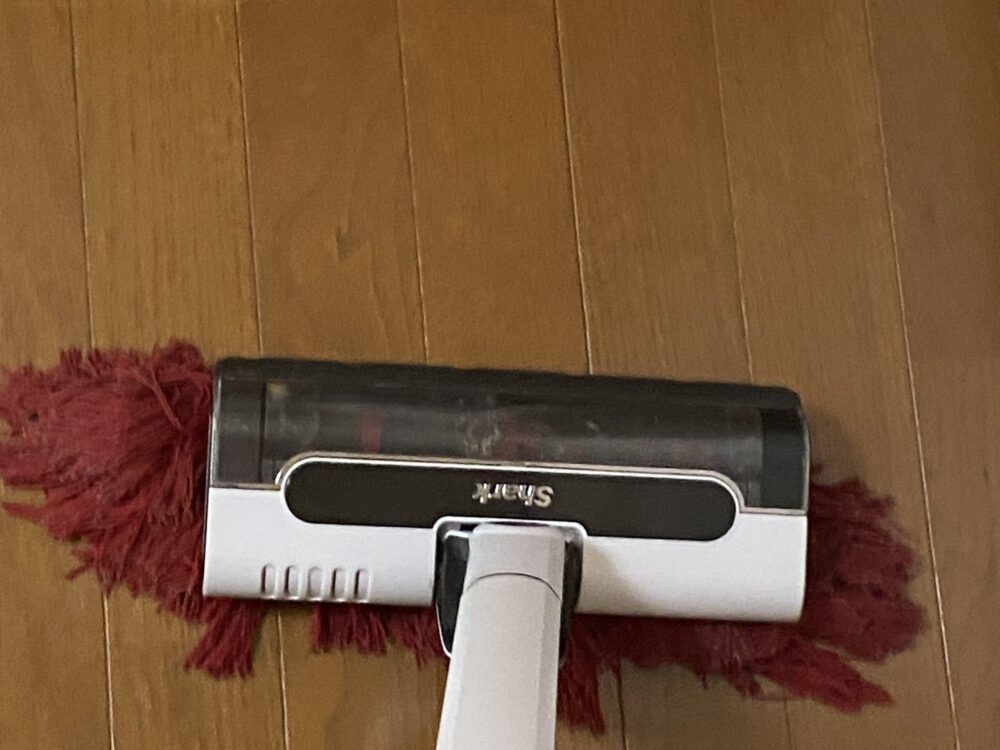 ダスキンモップを掃除機で吸い取ってみた