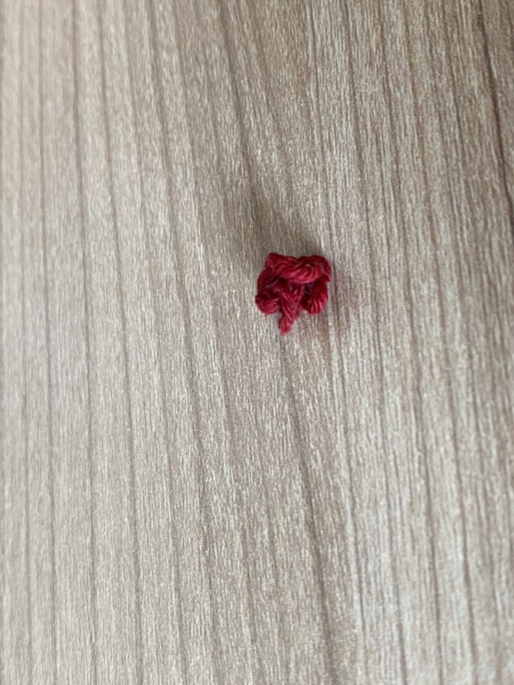 ダスキンモップの紐はぐにぐにするとすぐ丸くなる