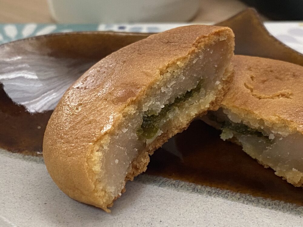 へべすのかおりもちを割ってみた